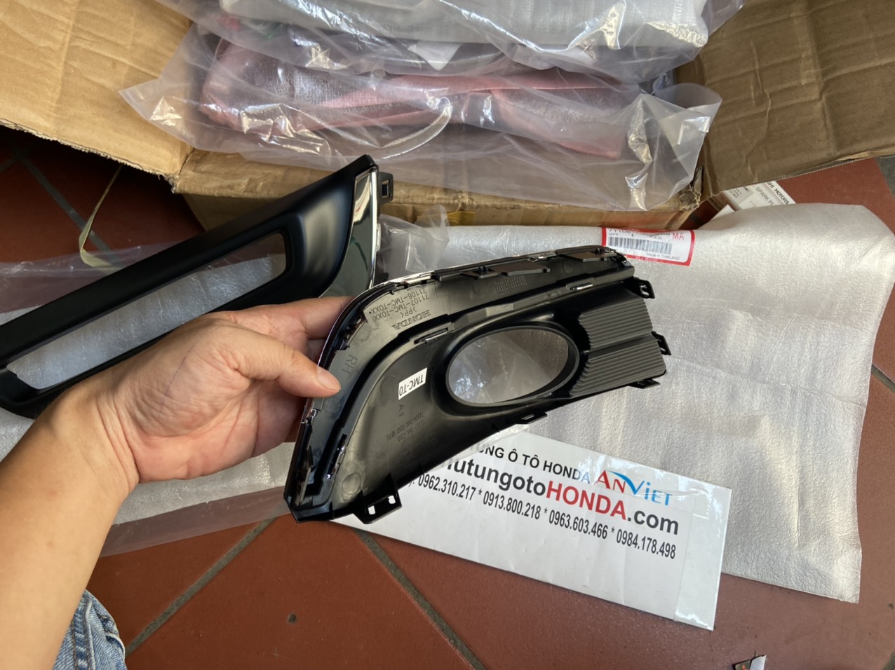 Ốp đèn gầm xe Honda CRV 2018-2020